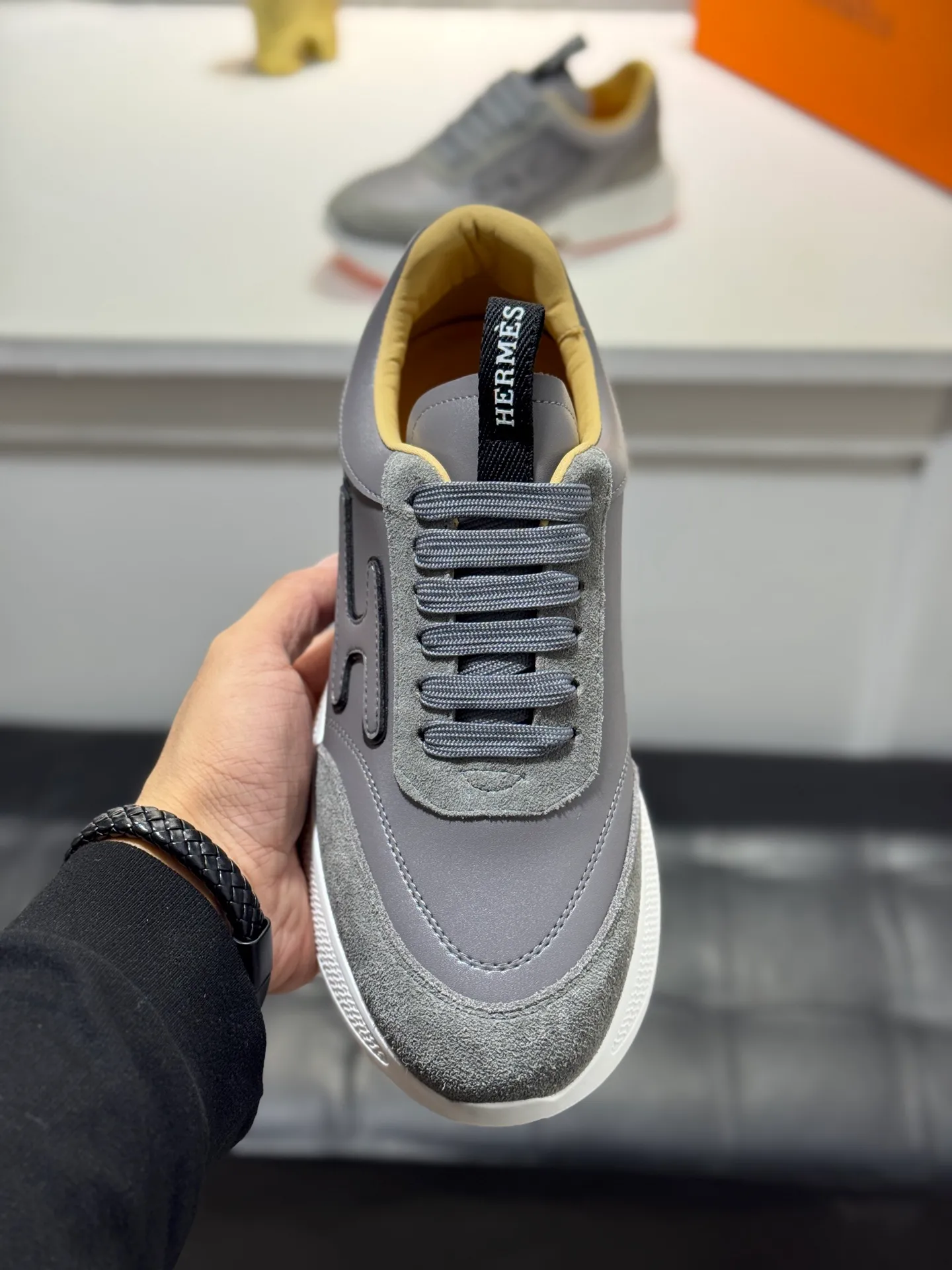 Men's shoes 💰480【New style】🪷🪷Top quality goods🇮🇹🇮🇹New style "Hermès" Hermès top purchasing agent🔍🔍New products from men's counter The upper is made of cowhide leather ~ Sole: The original factory's exclusive movable molded foam outsole, light ~ super comfortable, original factory follow-up goods, 🔍🔍 high quality, can be entered and exited the counter at will, multiple colors are available, welcome to compare Size: 38-44 (45. Customized